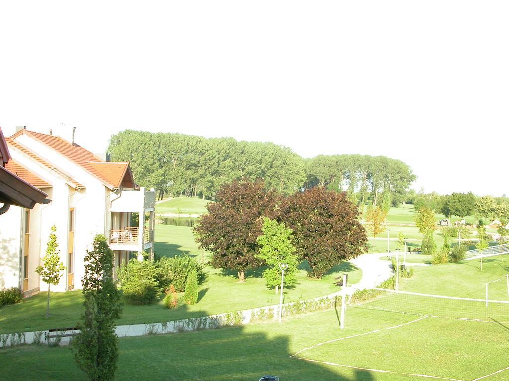 Apartman Golf Lux Buk Exterior photo